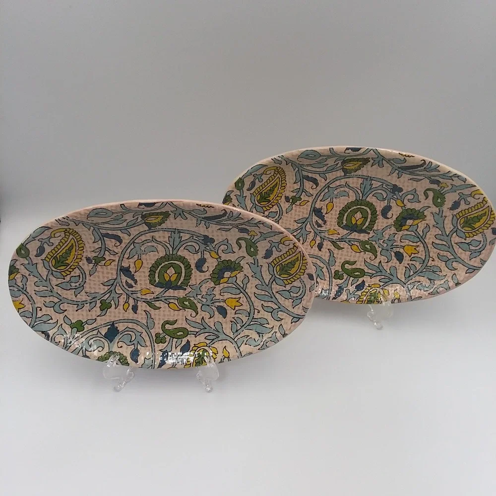 Set of 2 Pottery Barn Oval Salad Plates Blue Beige Paisley‎ Floral Accent Dishes